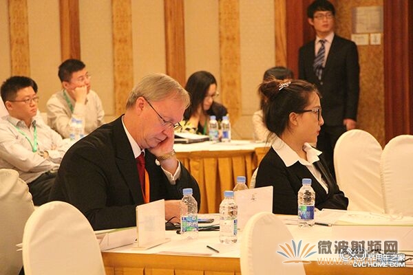 把握車聯網發展契機--看乘用、商用車如何實現無人駕駛