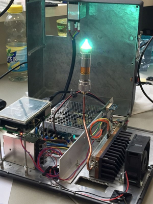 由射頻能量供電的等離子照明方案展示。(圖片來源：MACOM)